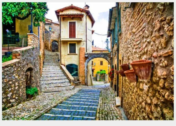 Air Conditioned Apartment, 3 Min Walk To The Beaches, Garage