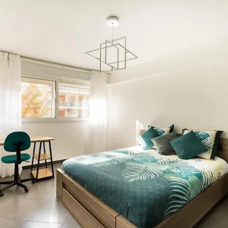 Air Conditioned Apartment, 3 Min Walk To The Beaches, Garage Apartamento