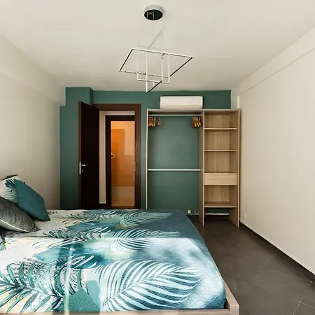 Air Conditioned Apartment, 3 Min Walk To The Beaches, Garage Apartamento Antibes