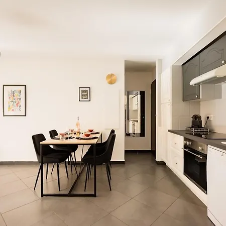 Apartamento Air Conditioned Apartment, 3 Min Walk To The Beaches, Garage Antibes